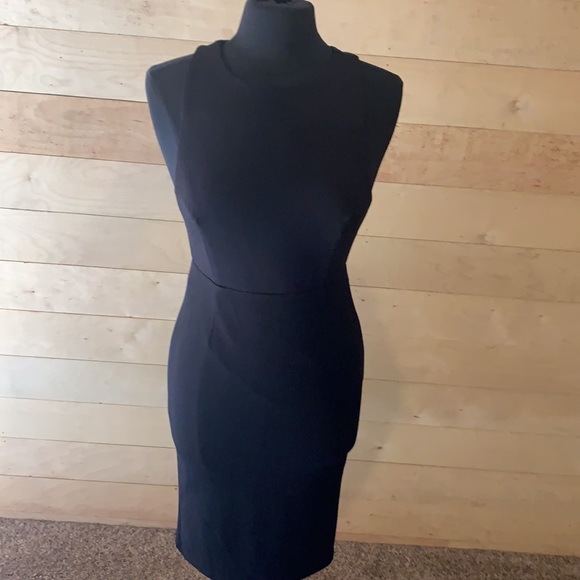 Boutique Open Cross Back Dress Size Medium - Picture 2 of 2